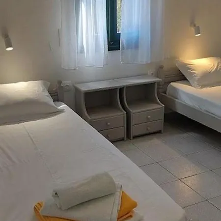 Elisso Platis Gialos (Sifnos)