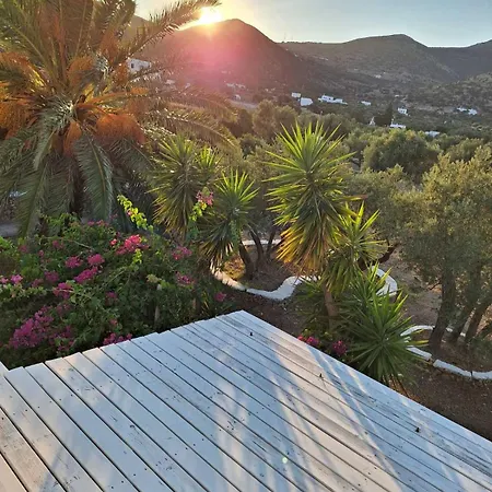 Elisso Platis Gialos (Sifnos)